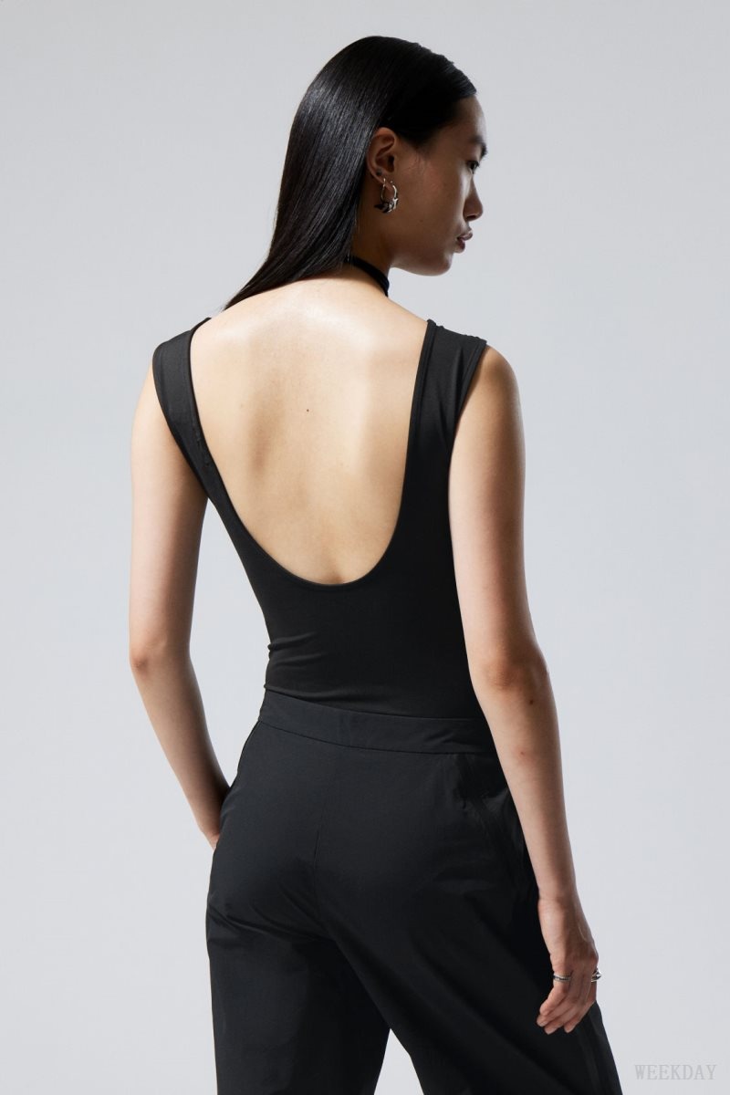 Weekday Alba Open Back Top トップス レディース 黒 Japan | X7V-0950