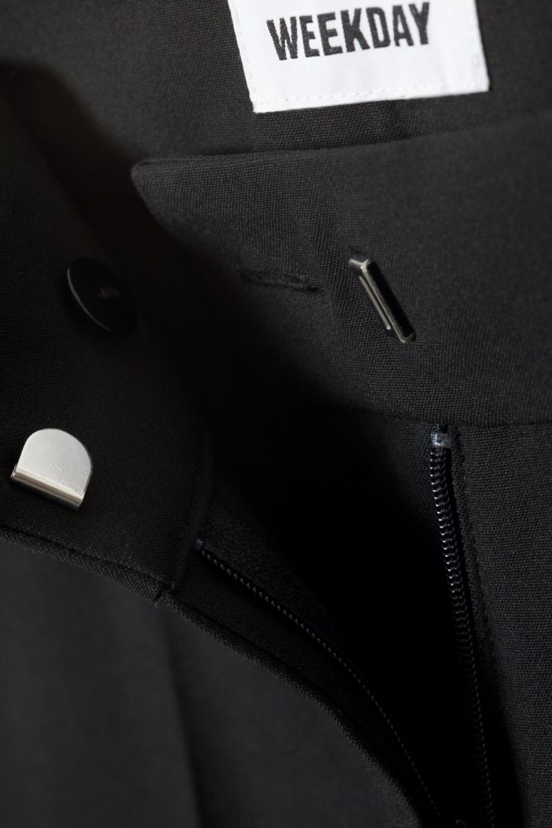 Weekday Keel Low Suiting Trousers ズボン レディース 黒 Japan | S7J-0097