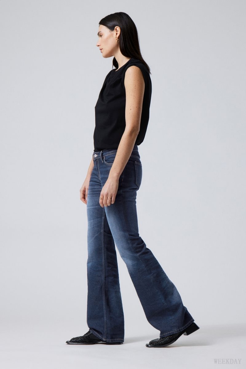 Weekday Nova Low Bootcut Wrinkle Jeans デニム レディース 青 Japan | D5G-5425