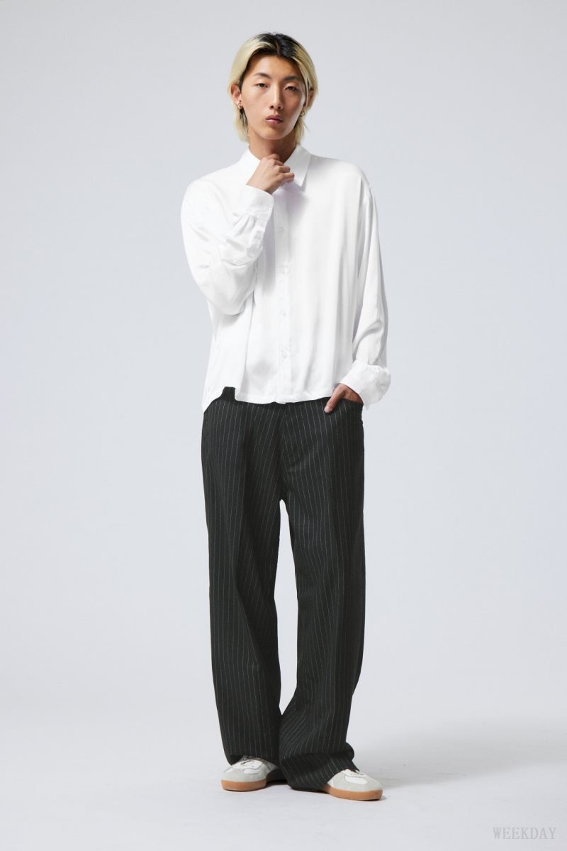 Weekday Oversized Boxy Shiny Shirt シャツ メンズ 白 Japan | R0L-3456