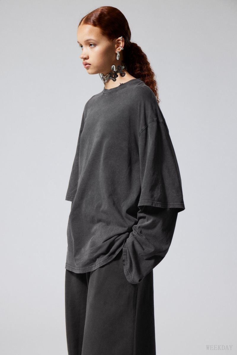 Weekday Oversized Double Longsleeve Top トップス レディース 黒 Japan | E8L-2603