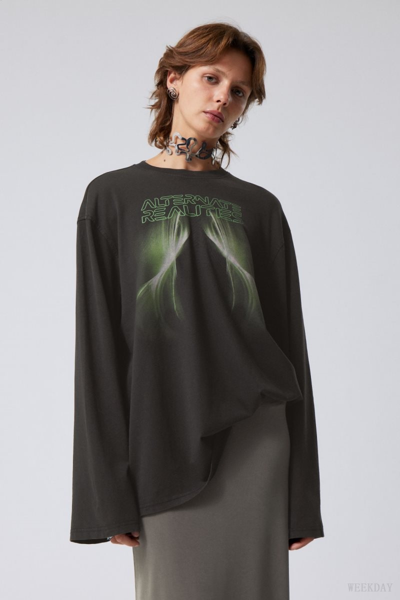 Weekday Oversized Printed Long Sleeve T-shirt Tシャツ レディース Alternate Realitites Japan | V8M-7001