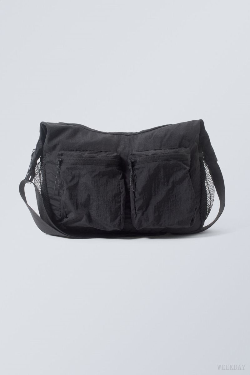 Weekday Pocket Crossbody Bag バッグ メンズ 黒 Japan | C0T-7137