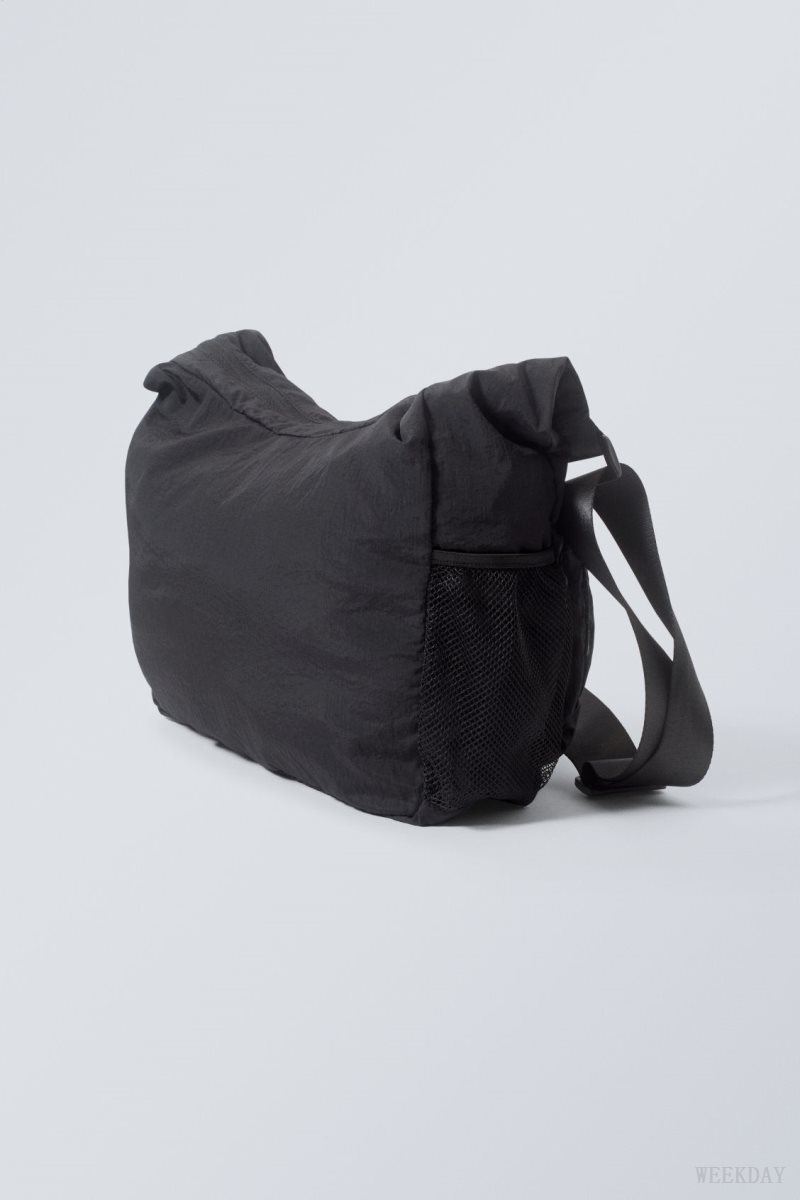 Weekday Pocket Crossbody Bag バッグ メンズ 黒 Japan | C0T-7137