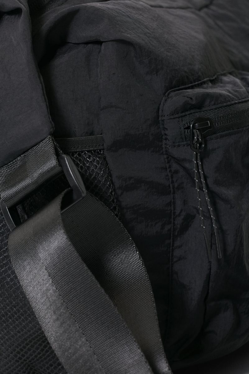 Weekday Pocket Crossbody Bag バッグ メンズ 黒 Japan | C0T-7137
