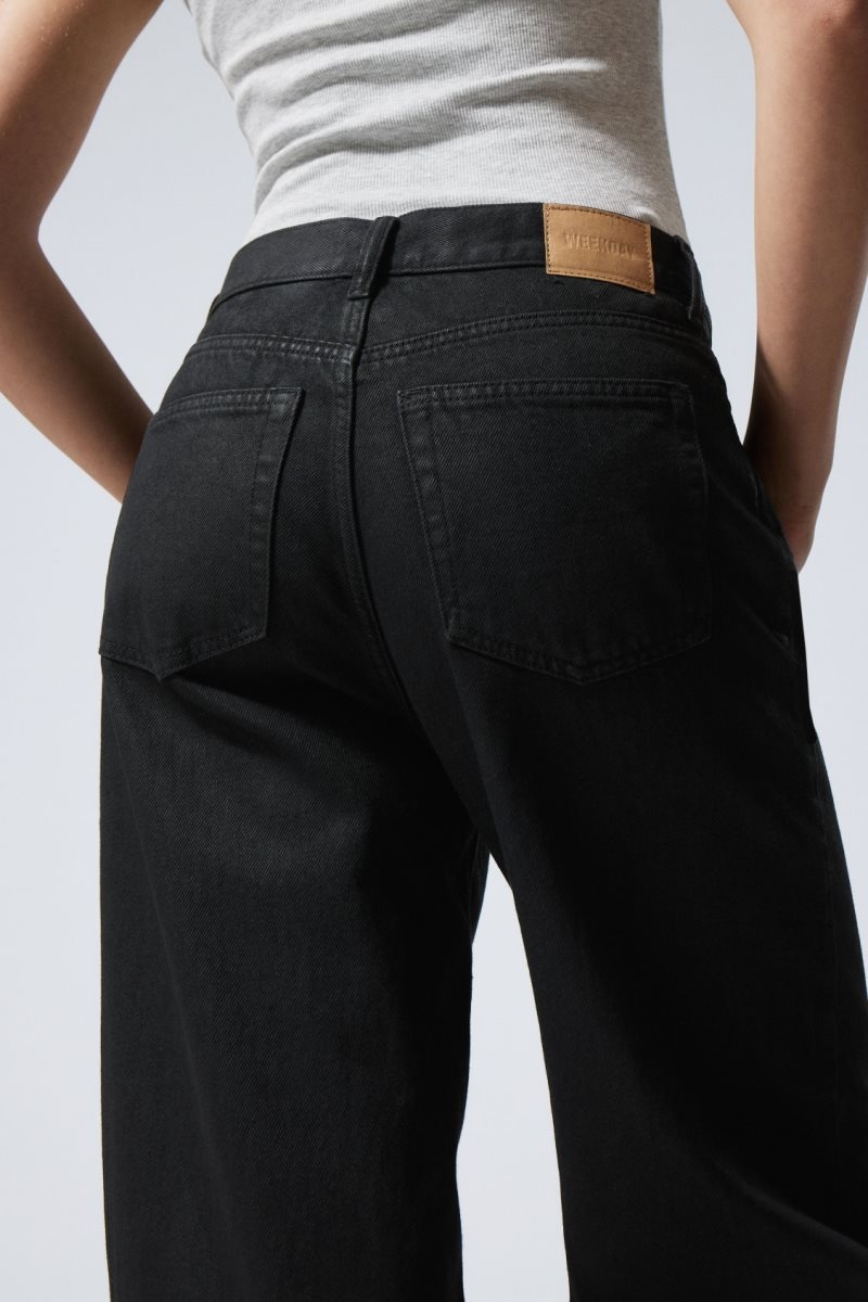 Weekday Rail ミッドカット Loose Coated Jeans デニム レディース 黒 Japan | L4M-3825