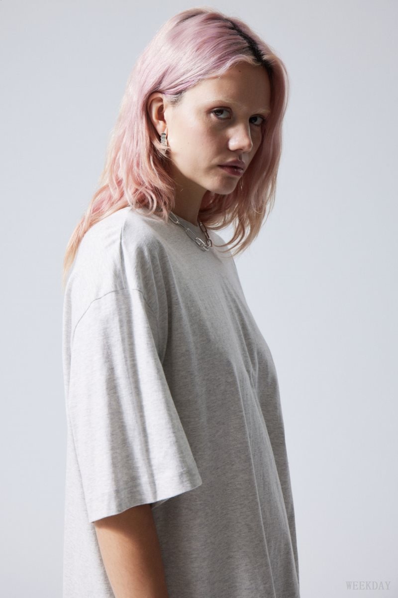Weekday Soft Oversized T-shirt トップス レディース ライトグレー Japan | I3P-6285