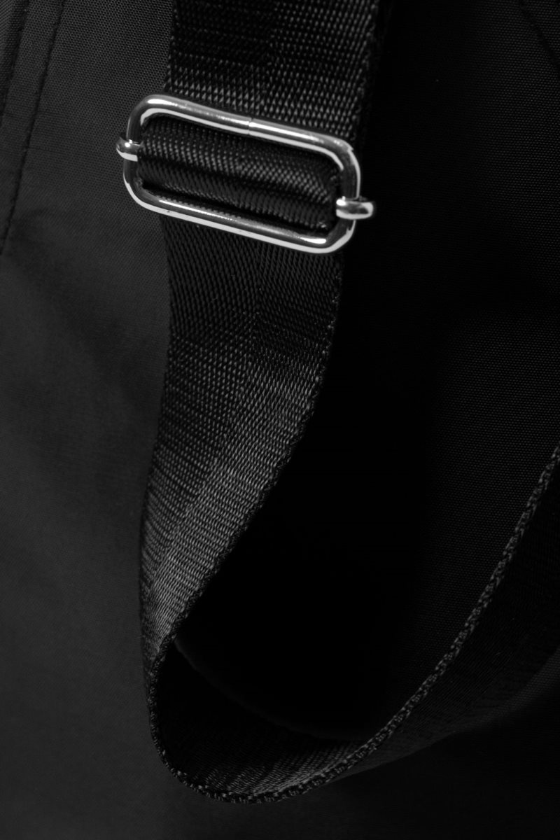 Weekday V-shaped ナイロン Shoulder Bag バッグ レディース 黒 Japan | E9I-8493