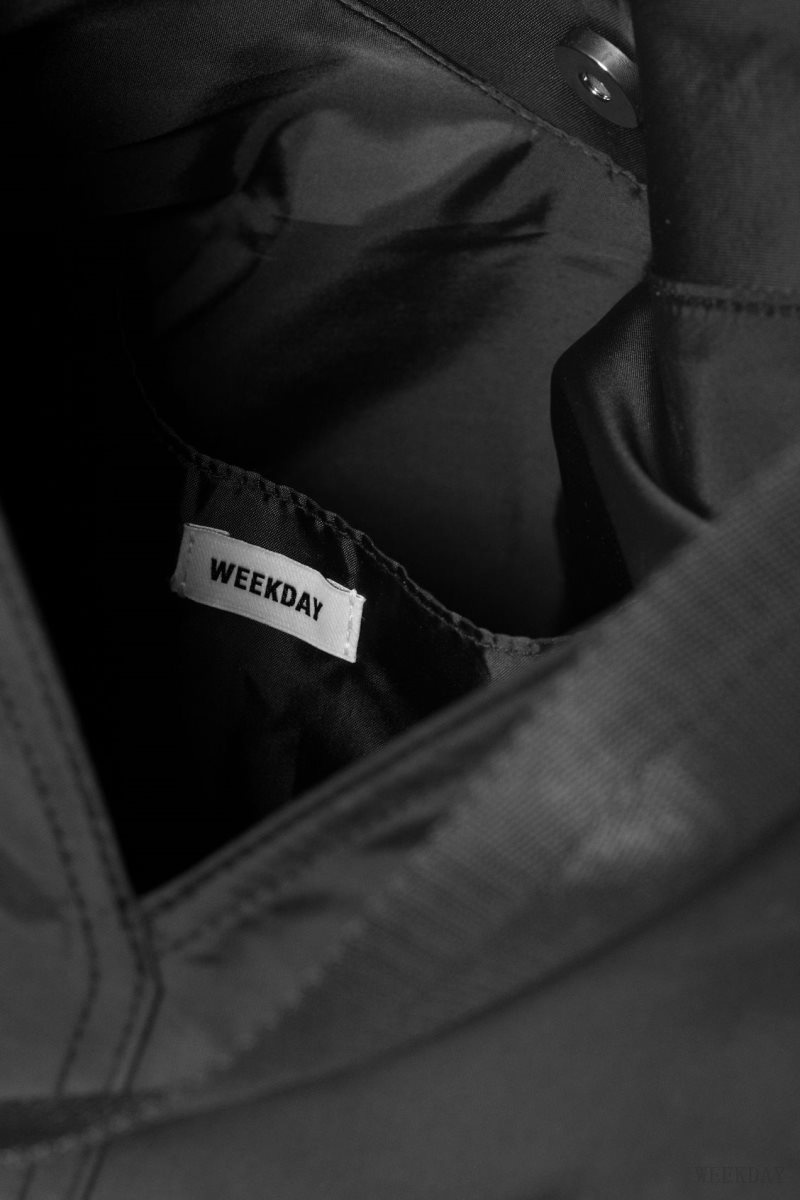 Weekday V-shaped ナイロン Shoulder Bag バッグ レディース 黒 Japan | E9I-8493
